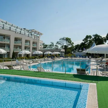 Black Sea Star 3*